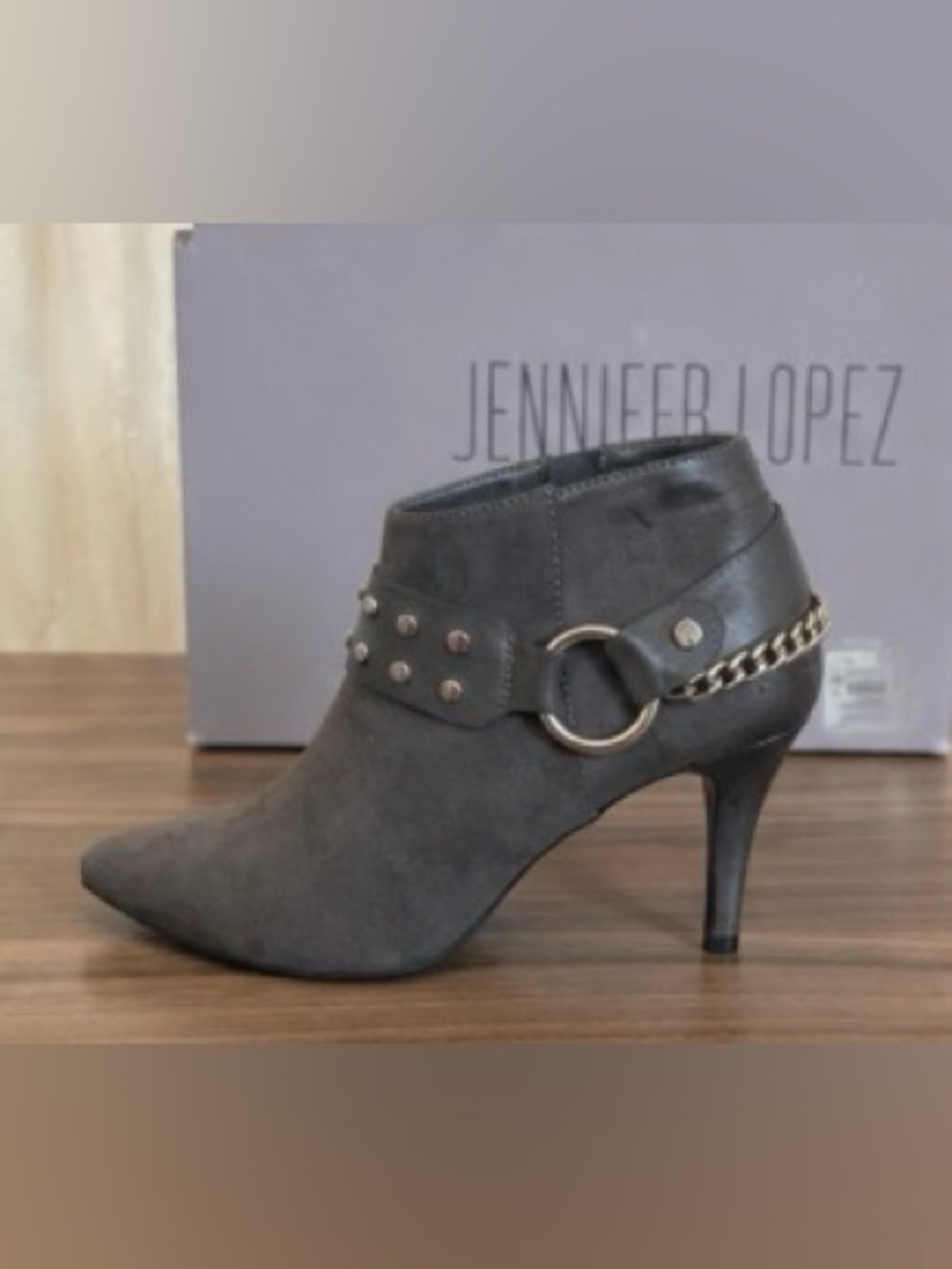 Jennifer Lopez Rosie Grey Studded Chain Ankle Booties Heels Size 8 - Picture 3 of 6